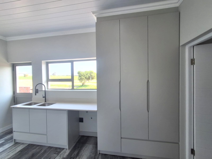 3 Bedroom Property for Sale in Stilbaai Wes Western Cape
